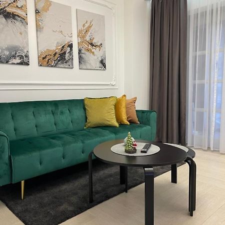 Luxury City Studios Curtea De Arges Exterior photo