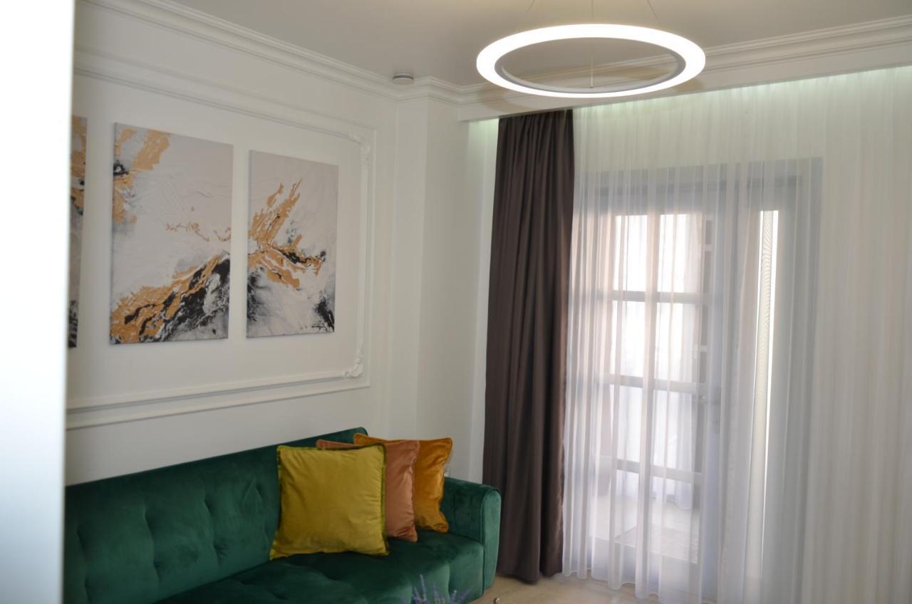 Luxury City Studios Curtea De Arges Exterior photo